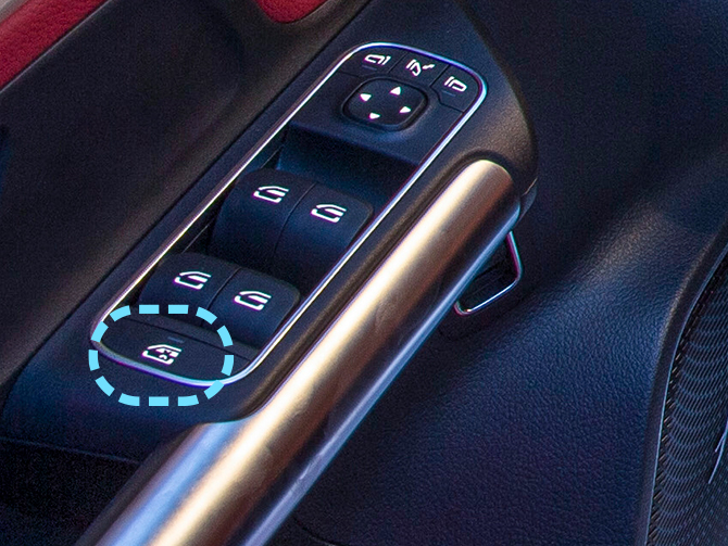 お子様にもメルセデス ベンツの安心 安全を Mercedes Benz Tips